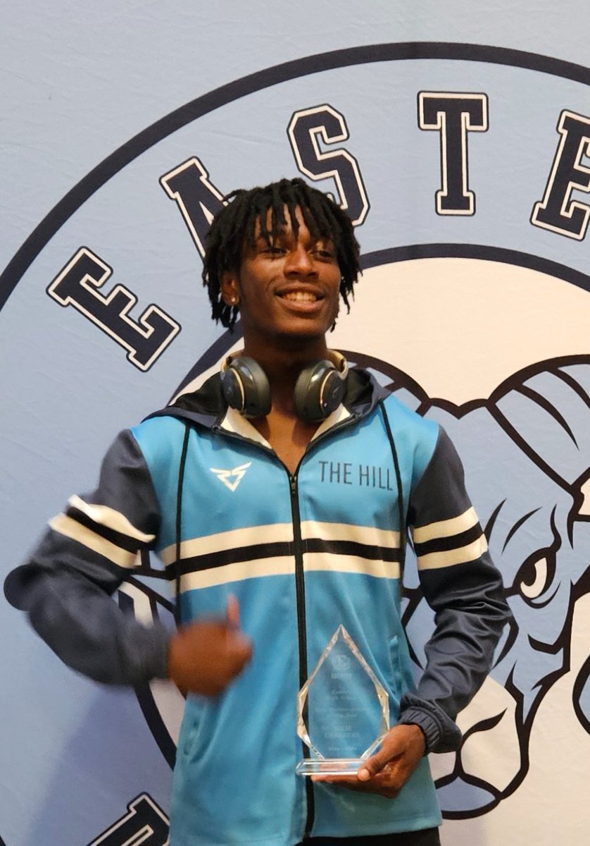 Congrats to Rambler senior, Talib Chambers, on receiving the 2024 Eastern HS Male Student-Athlete of the Year Award! He has over a 2.7 GPA in multiple terms this school year. He has competed on the football, XC, basketball, baseball, esports, track/field and tennis teams.