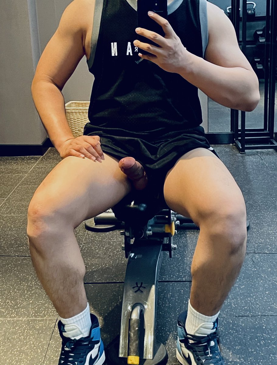 肌肌基基 tweet media