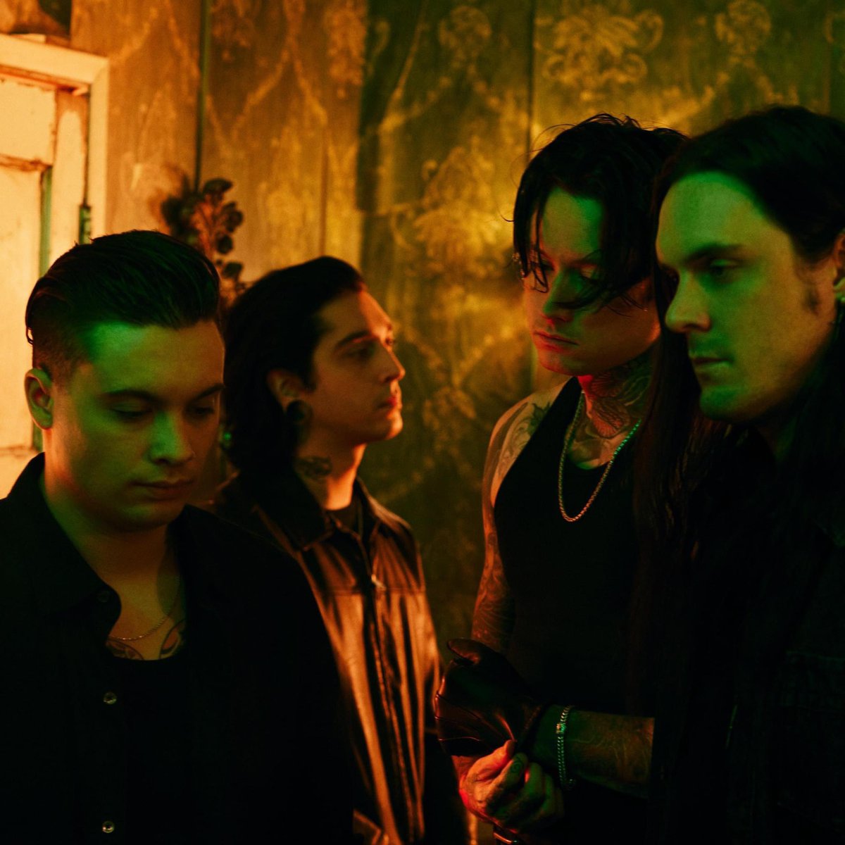 beegirlx's tweet image. Biblically Accurate Angels