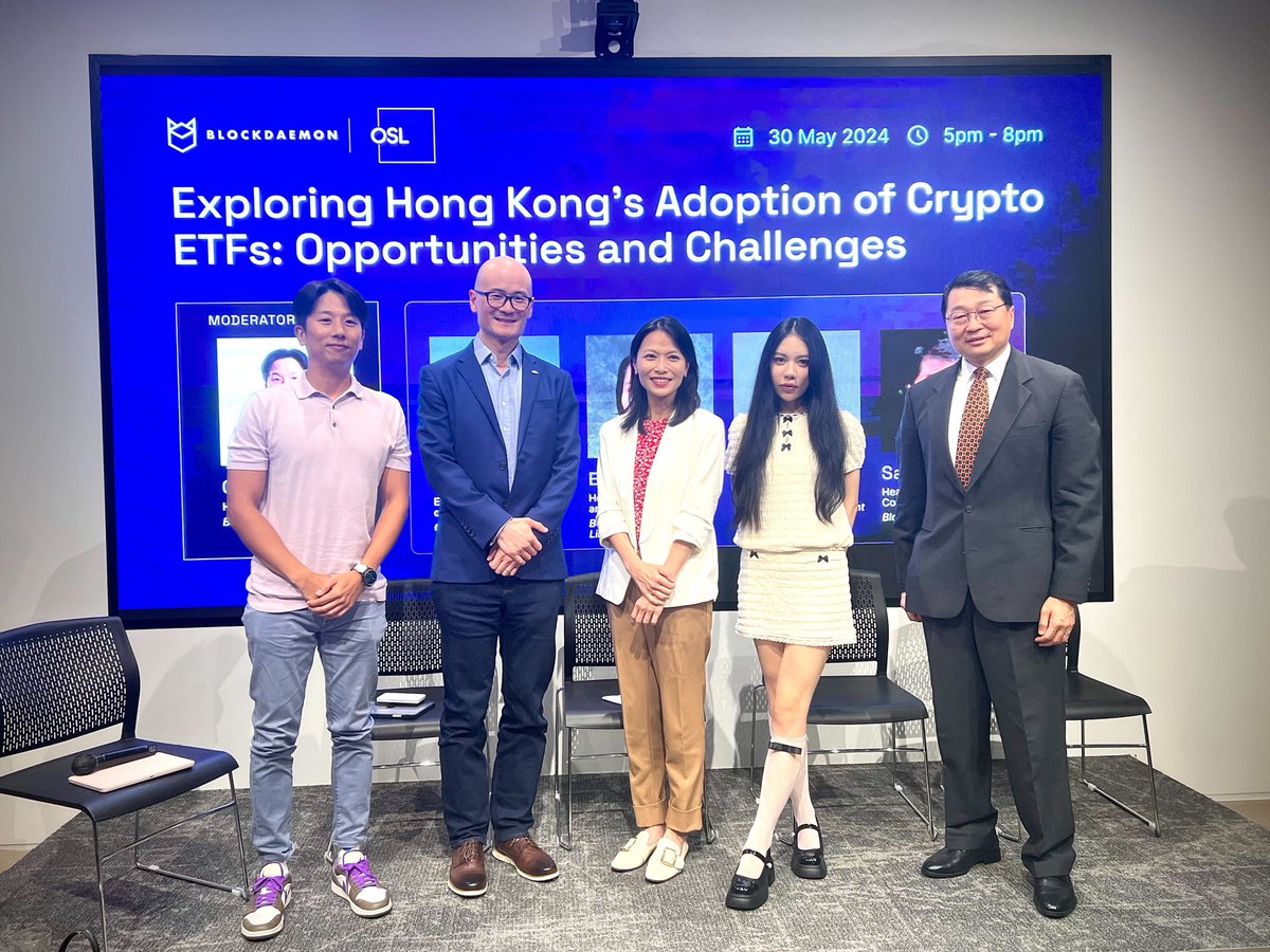 osldotcom's tweet image. Gary Tiu, our Executive Director &amp;amp; Head of Regulatory Affairs said at our co-hosted event with #Blockdaemon  💬 "Spot Crypto ETFs are like a new bond between #TradFi and #DeFi." This connection demands skill and innovation, and while it will face challenges, there's no doubt that