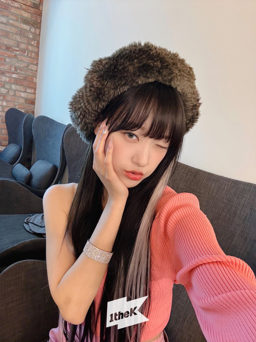 #Virtual_Angel .. 아니 비주얼엔젤 나가신다 *. ☾ ⋆🤍
절대 태양에 지지 않는 빛나는 미모의 소유자
#아르테미스 가 액추얼 엔젤이어서 다행입니다👼🏻
#ARTMS #내돌의온도차 <a href="/official_artms/">Official ARTMS</a>
​
#GAPCRUSH 👉 youtu.be/J6QBUMONowA