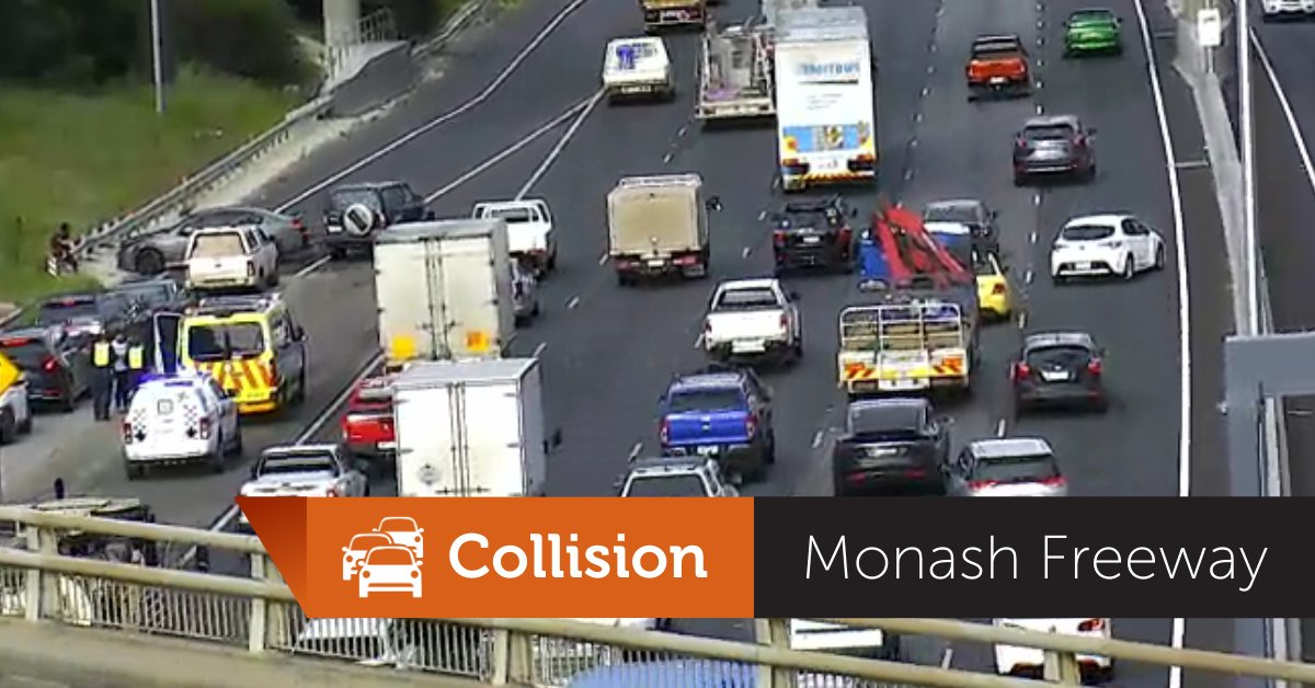 The right lane of the Monash Freeway is closed outbound at Wellington Road, following a collision that also has the outbound entry from Wellington Road  closed. Please obey the overhead lane signals. #victraffic