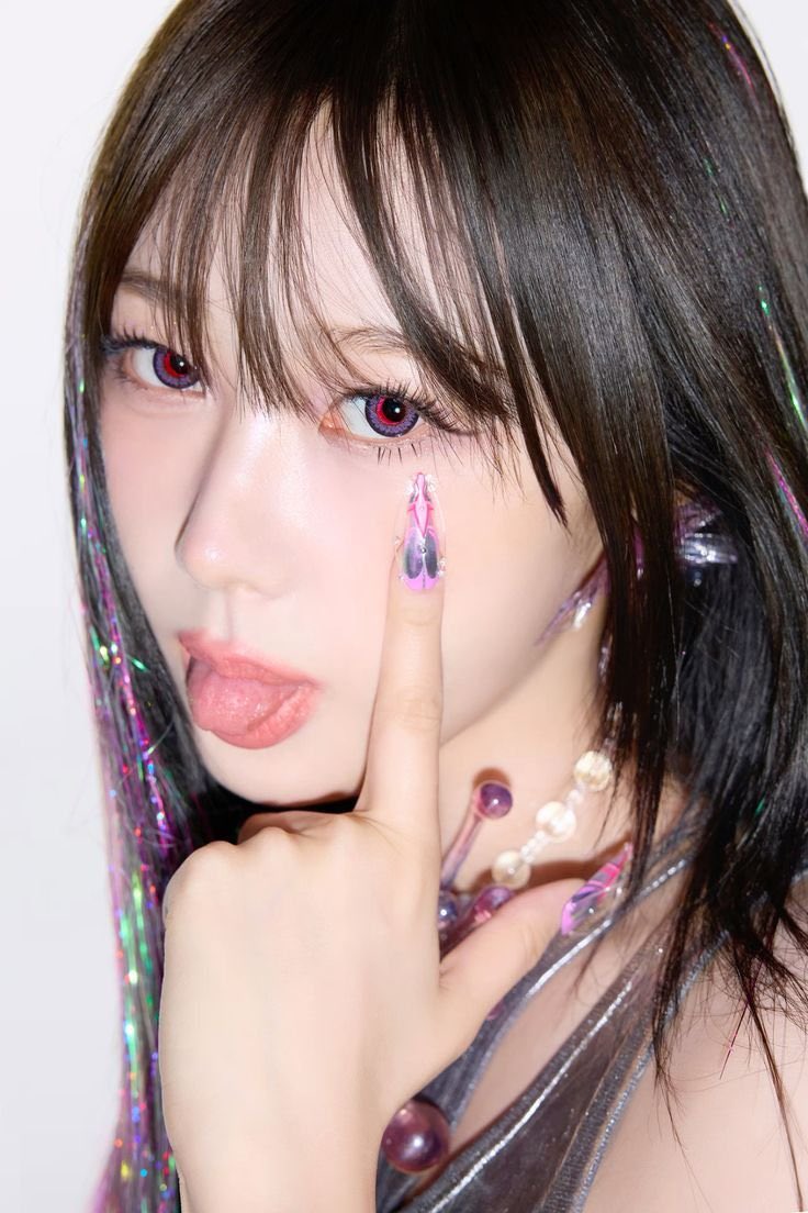 kchartsmaster's tweet photo. BOL4 announces new single ‘Lips (feat. GISELLE of aespa)’, out on June 13th. https://t.co/v8qYBQD9Z9