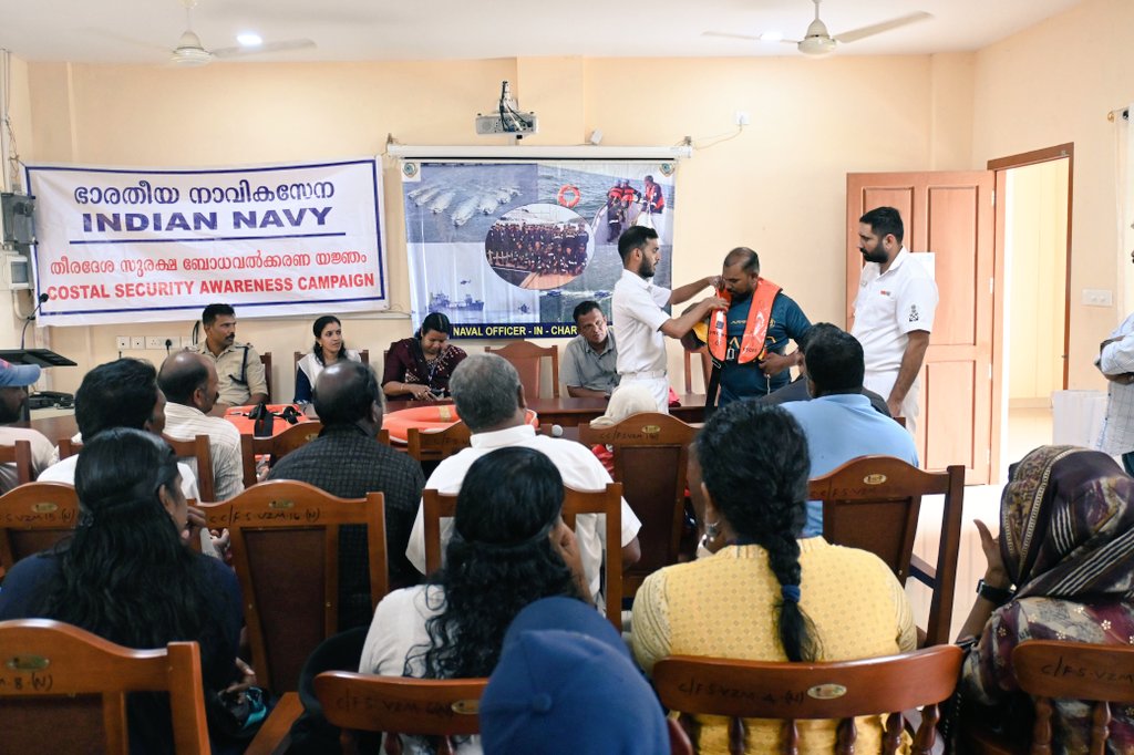 Contributing towards effective #coastalsecurity mechanism,awareness campaign for fishermen was conducted by NOIC #Kerala at #Vizhinjam fishing hbr.They were briefed on their role as'Eyes &Ears' of security agencies.Coastal police,Area Councillor &Fisheries Dept attended the event