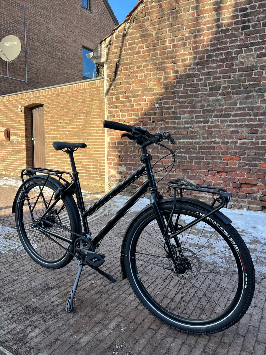 CycleCollect1's tweet image. Bekannt für ihr elegantes Design, modernste Technologie und starke Leistung sind Stromer-Bikes die perfekte Wahl für die Navigation durch die Straßen Düsseldorfs. Bestellen könnt ihr unter cycle-collective.de.
#cyclecollective  #stromerbikes #bikes