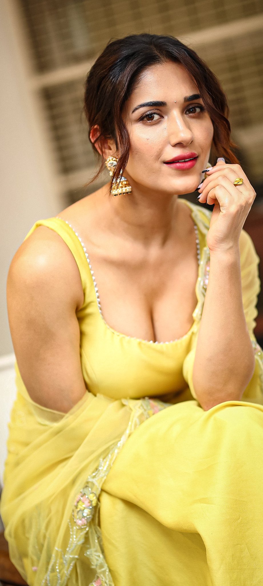 GO4fcMNboAA6E61?format=jpg&name=large