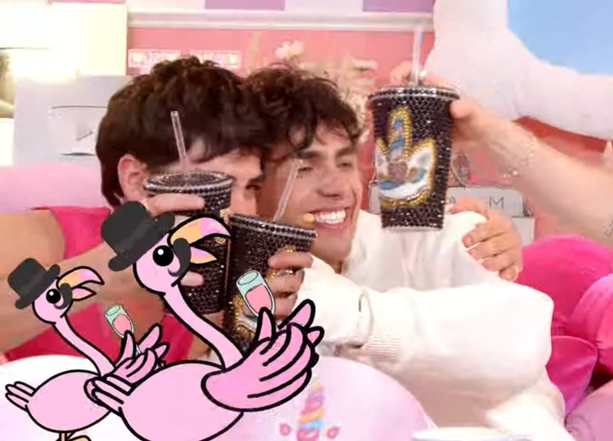 _dosmiluno17's tweet photo. Mi verdadero imperio romano 

CD9 EN PINKY PROMISE https://t.co/kmDmMdvTAq