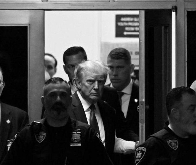 Hush Money: Former US President Donald Trump convicted on all 34 charges

#DonaldTrump #HushMoneyTrial #US #Trump #USPresident

Donald Trump said outside the courtroom that we have not done anything wrong. I am an innocent person. We will fight. We will fight till the end and…