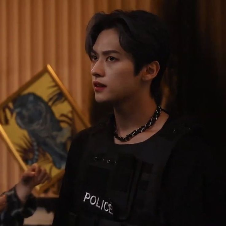 Meri_bittershok's tweet photo. Misión | Os Hyunho 🔞 

Ambos chicos no se soportan, es más, ni siquiera pueden verse a la cara, pero tendrán que dejar sus diferencias de lado al ser asignados cómo pareja en una misión y que mejor manera de arreglar los problemas que follando. https://t.co/g6jvvpsjJk