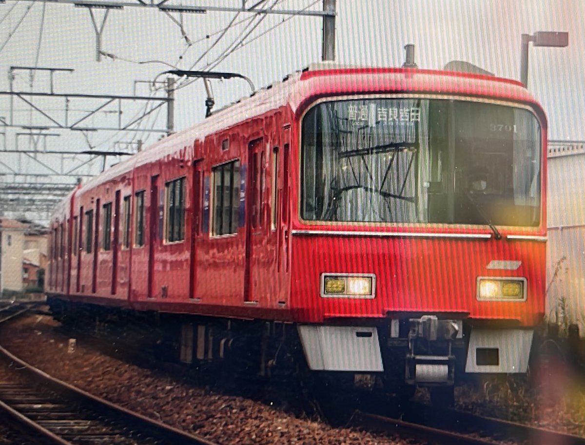 1446列車、普通吉良吉田行きは3700系3701Fが運用に入りました🫡
わずか4連5本の希少車両です😊
#meiun
#3700系
#3701F
#1446列車
#1446レ
