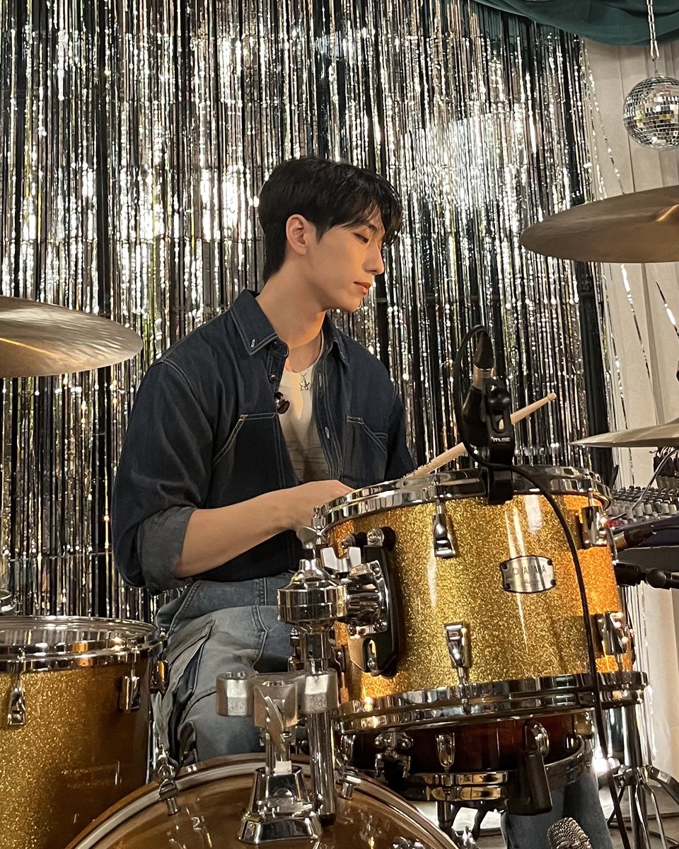 몽베스트~~~! 

#건일 #Gunil
#XdinaryHeroes 
#photobyOde