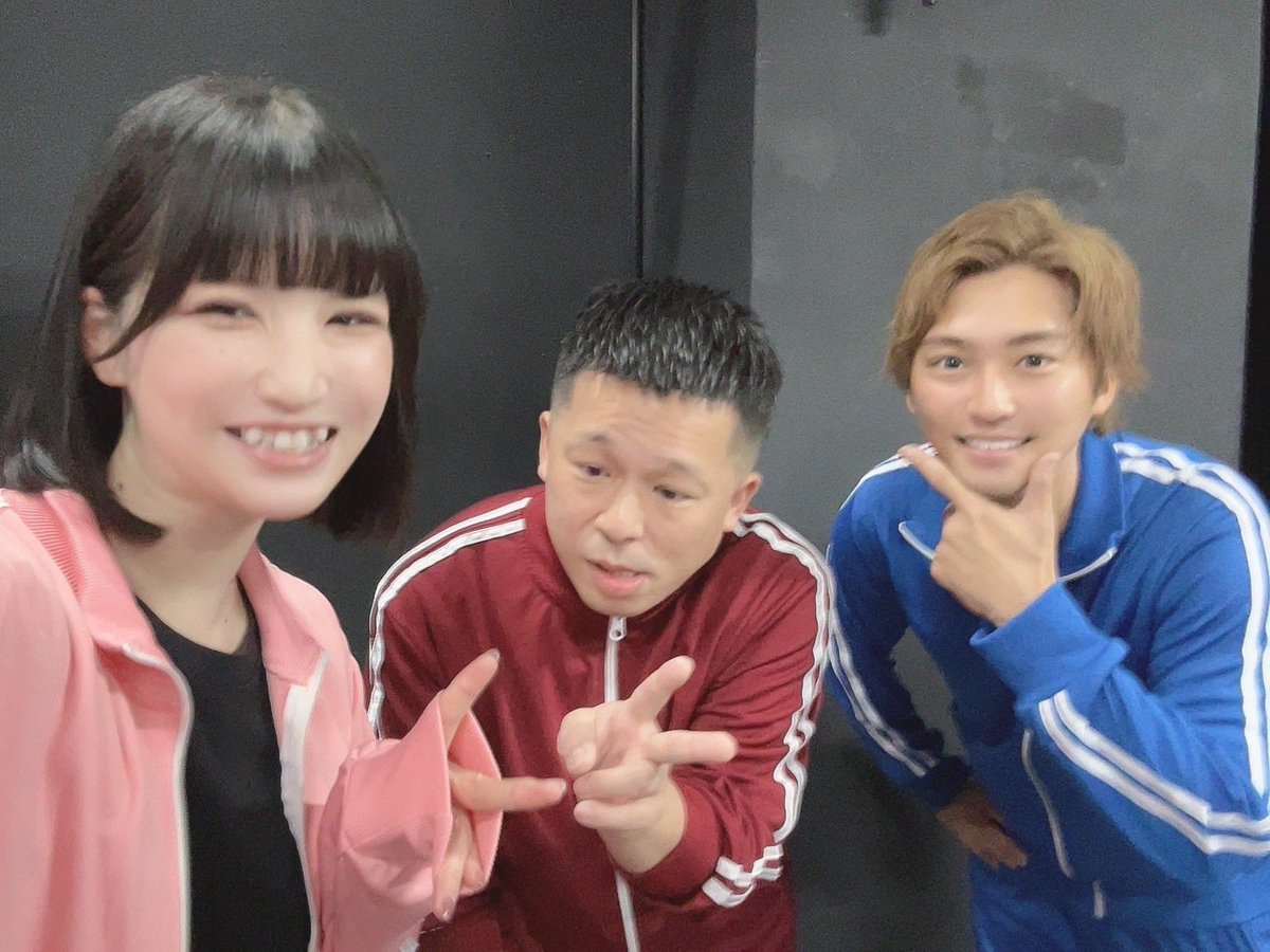 zudongon's tweet photo. #天竺生地 顔合わせ行ってまいりやした
#彩女 で一緒だったマホ
#彩男 で一緒だった翔
彩飾トリオも揃ってますので皆様是非に！

マホ、
全部写真ブレてるから https://t.co/4O9piFPCk1