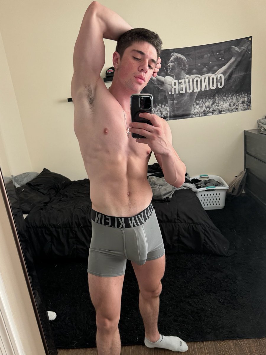 Sending my nudys to anyone who replies “hi” ;)