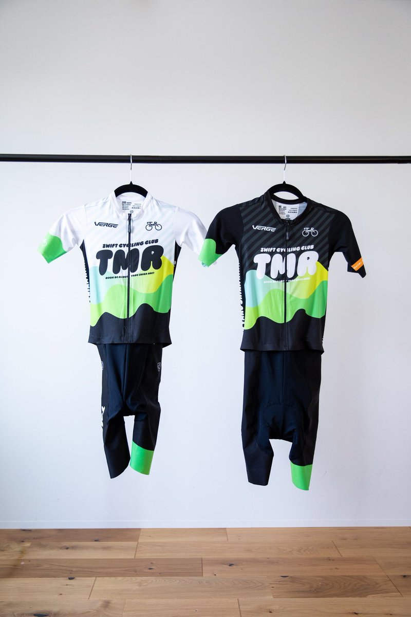 Kota_TMR's tweet photo. We made our kit with Verge! They are AWESOME👍👍👍
#TeamTMR #Verge #GoZwift https://t.co/8mK5xvxrwU