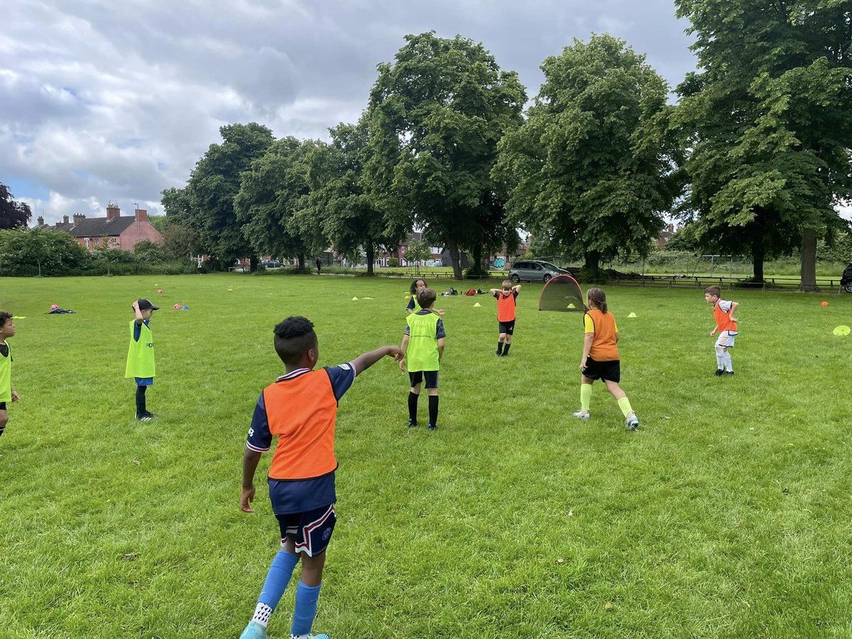 FeederFc's tweet photo. Our First Small Group Coaching Week (SGC) During Half Term 💛
Great Learning Week &amp; Always Filled With Laughs 🥰

@HuntsFA @NonLeague16 https://t.co/H1tKMYsjGe