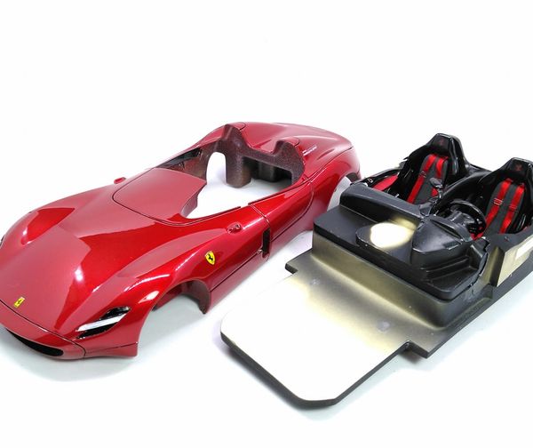 YOYa_uu's tweet photo. AM02-048 Ferrari Monza SP2  build by South Bay Creations
Final assembly 

#modelcar #car #cars #carstagram #carmodel #hobby #instacar  #modelcars  #alphamodel #alphamodels #hobbydesign  #ferrari#love #124scale  #scalecar #stancenation #modelkit #scalemodel #scalemodelling https://t.co/us2XkuPdf9