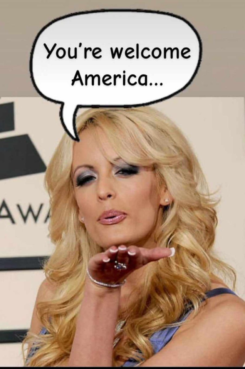 Not all heroes wear capes. 💃🏼😂

#StormyDaniels #Trump