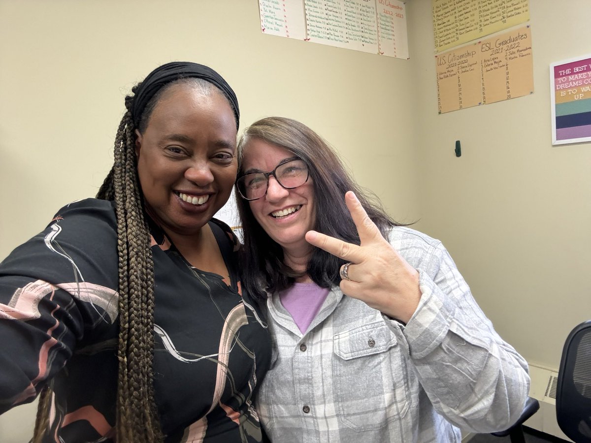 TT: excited to share about a recent training 
we conducted for CCM Easton on Trauma Informed Care at ProJect Easton to support their heroic work in the community.
It was a blast 💥 

#traumainformed #trauma 
#traumahealing
#professionaldevelopment 
#Education