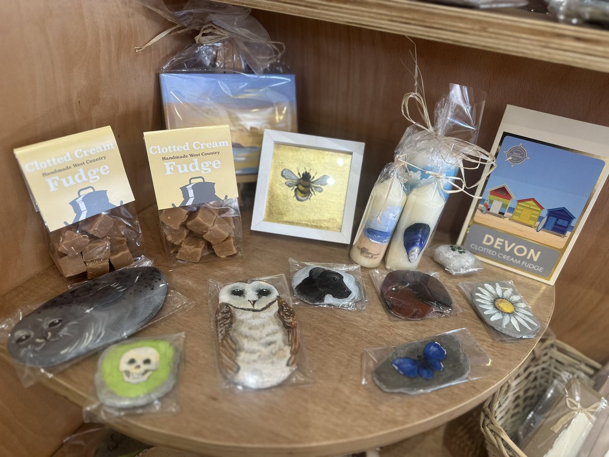 WarcombeP's tweet photo. Our site shop at Warcombe has a great selection of locally produced Ciders and a variety of reasonably priced, unique handcrafted gifts to take home as a reminder of your holiday. Take a look before you leave! #holidaymomento #holidaygifts #cider #originalart #madeindevon https://t.co/SESpmhoOkh