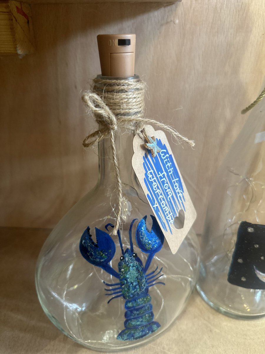 WarcombeP's tweet photo. Our site shop at Warcombe has a great selection of locally produced Ciders and a variety of reasonably priced, unique handcrafted gifts to take home as a reminder of your holiday. Take a look before you leave! #holidaymomento #holidaygifts #cider #originalart #madeindevon https://t.co/SESpmhoOkh