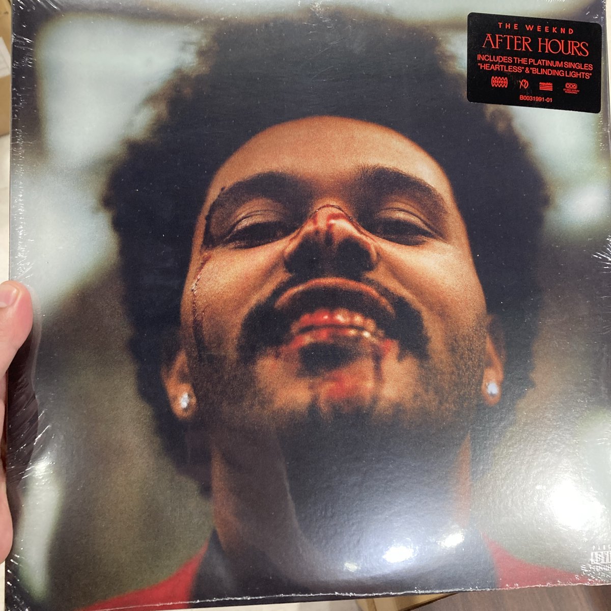 【入荷情報】
The Weekndの作品がまとめて入荷しました◎
好きなアーティストのアルバムは、大切にコレクションしたいものですね✨
他にも現行アーティストの作品沢山ご用意しております！
ご来店お待ちしております～！
#Osaka #vinylshop #vinylrecords #recordstore #アナログ #レコード
