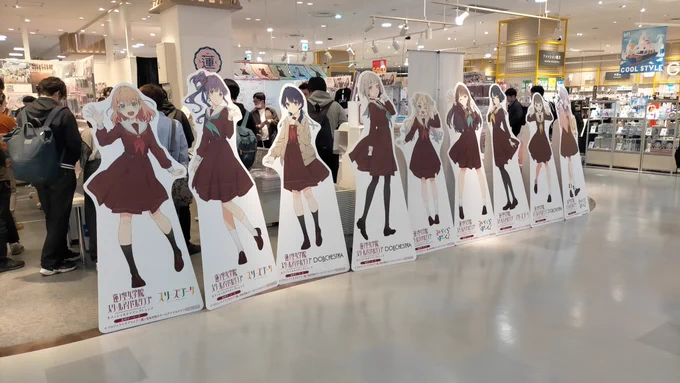 金沢で蓮スタンプラリーからの標高3000mと友人墓参り地元メンバー白馬、GROMで普通のツーリングに着いていく。とかなりあちこち行ったけど天気めちゃくちゃ恵まれてるのがいつも通りw#5月を写真4枚で振り返る 