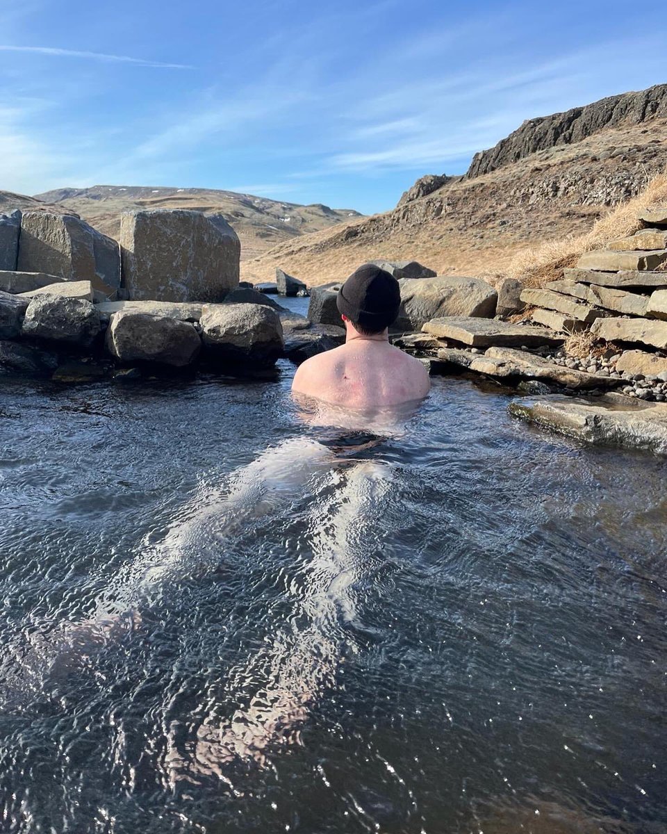 you geyser gonna flip  🇮🇸❄️🌋🐴 🦭🌈