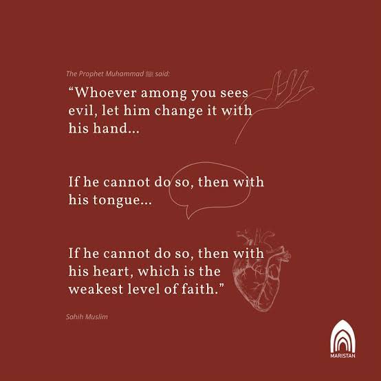 Adriandhy's tweet image. Saudara seimanku, Rasulullah SAW bersabda dalam hadith Sahih Muslim (49, Hadith 84): “Siapa yang melihat kejahatan, ubahlah dengan tangannya (bertindak), jika tidak mampu, dengan lisannya (menyuarakan), jika tidak mampu, dengan hatinya (mengutuk.) - Dan itu “bare minimum” iman.