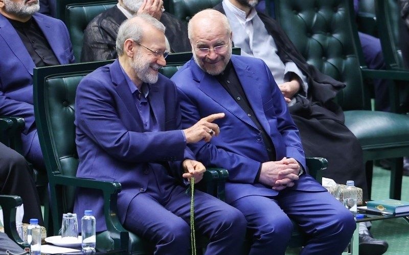 It seems that #Larijani has received #Khamenei's green light & has entered the electoral show. He & #Jalili will play a game of good cop, bad cop. Perhaps the number of invalid votes will exceed both of them. Nothing in this mafia-like regime is predictable. Fundamentally,