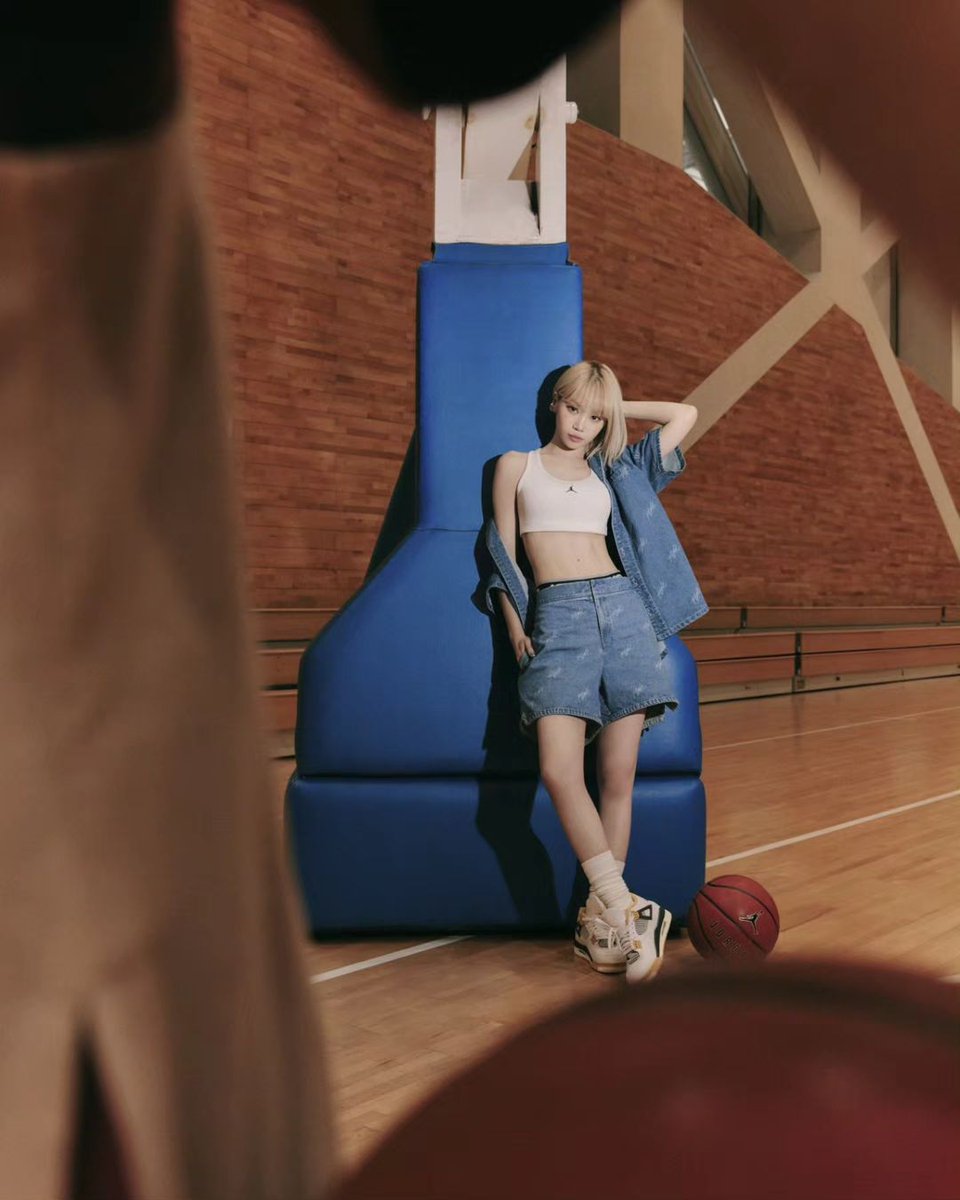 108CW's tweet photo. Jordan with @.nikeseoul 🌟 https://t.co/YoyoIGMrcH