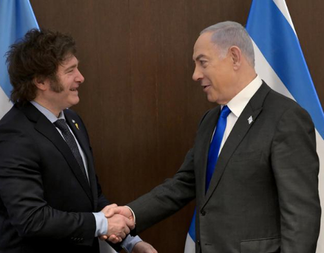 "Surgiendo de la nada, hemos alcanzado las más altas cimas de la miseria".
Groucho Marx