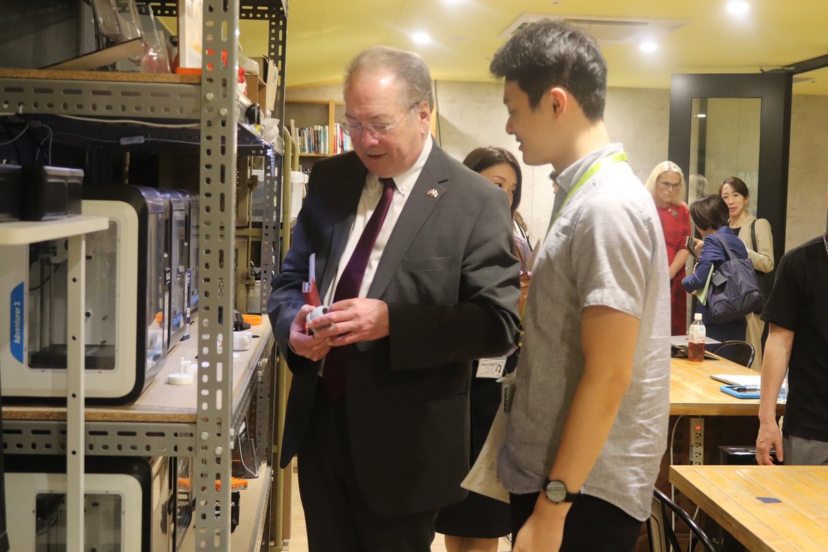 citylordmayor's tweet photo. It was wonderful to visit Tokyo Innovation Base @tib_tokyo and see the exciting projects brewing in the heart of the city. Innovation is at the heart of both the Square Mile and Tokyo. #ConnectToProsper 🇬🇧🇯🇵 https://t.co/RG7G8GK8yB
