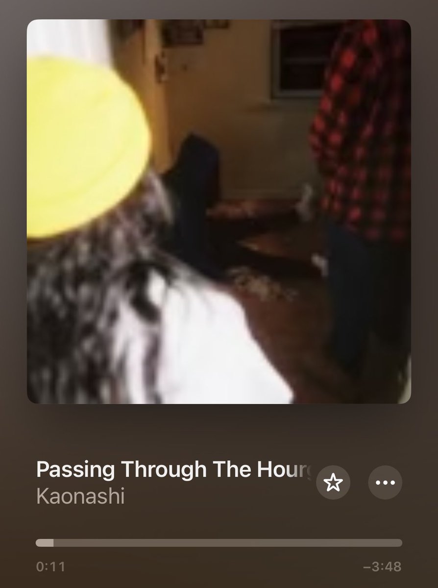 thick lizzy tweet media