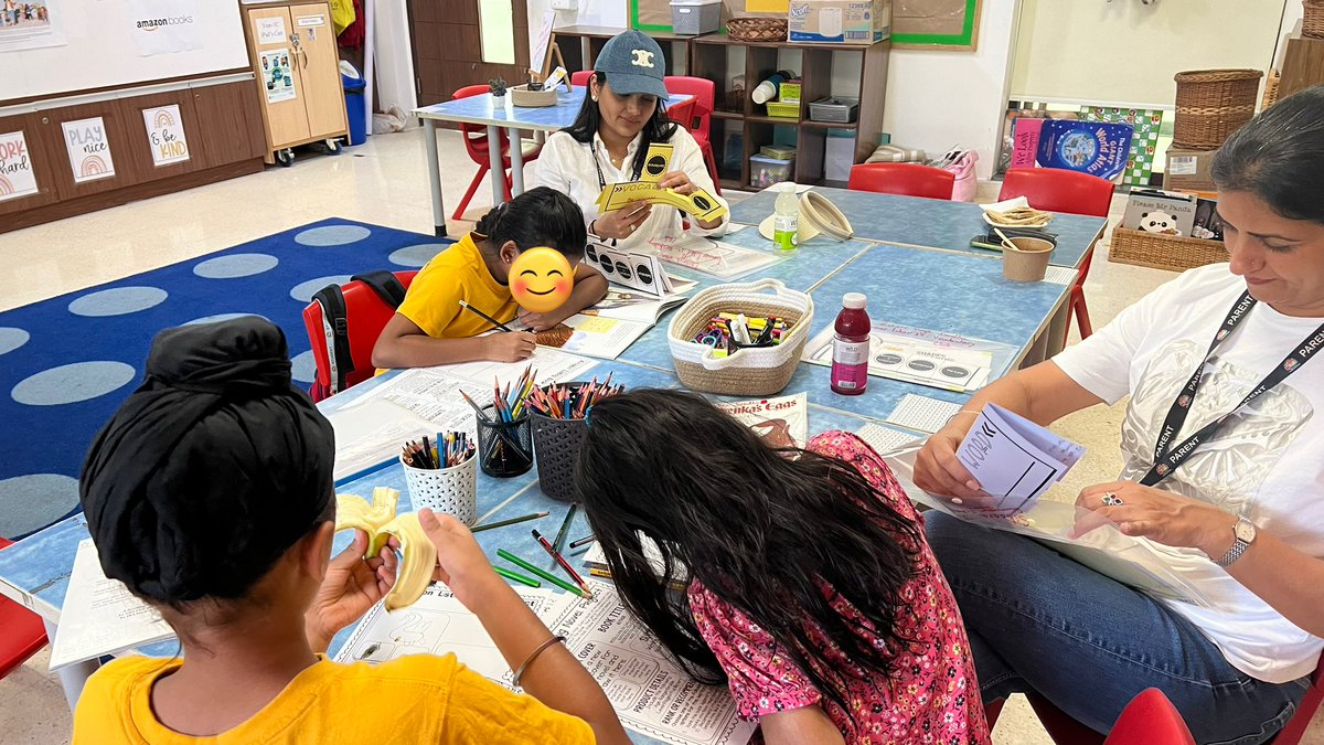 ArushiM06's tweet image. What a fantastic way to wrap up Week 1 of #SummerSchool! 📚✨ Had an enriching experience with our amazing students and their supportive parents in the book and vocabulary club. #SummerJoy @EnrichmentTbs @TBS_Delhi