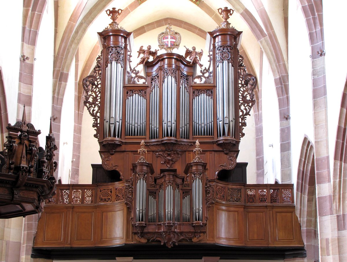 Today marks the 307th anniversary of the birth of the Alsatian #OrganBuilder, Johann Daniel #Silbermann. :-) 🌼 🧭 * #Strasbourg 🇨🇵 

Orgel aus dem Jahr 1750 in der Kirche St-Maurice in Soultz-Haut-Rhin.

📸: © Ralph Hammann, 21st May 2015.