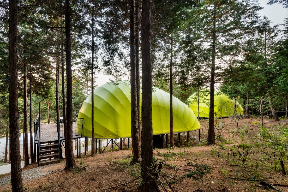 #Architecture for Glamping: Embracing Nature with Comfort 🌳
ow.ly/mVgb50S1T41