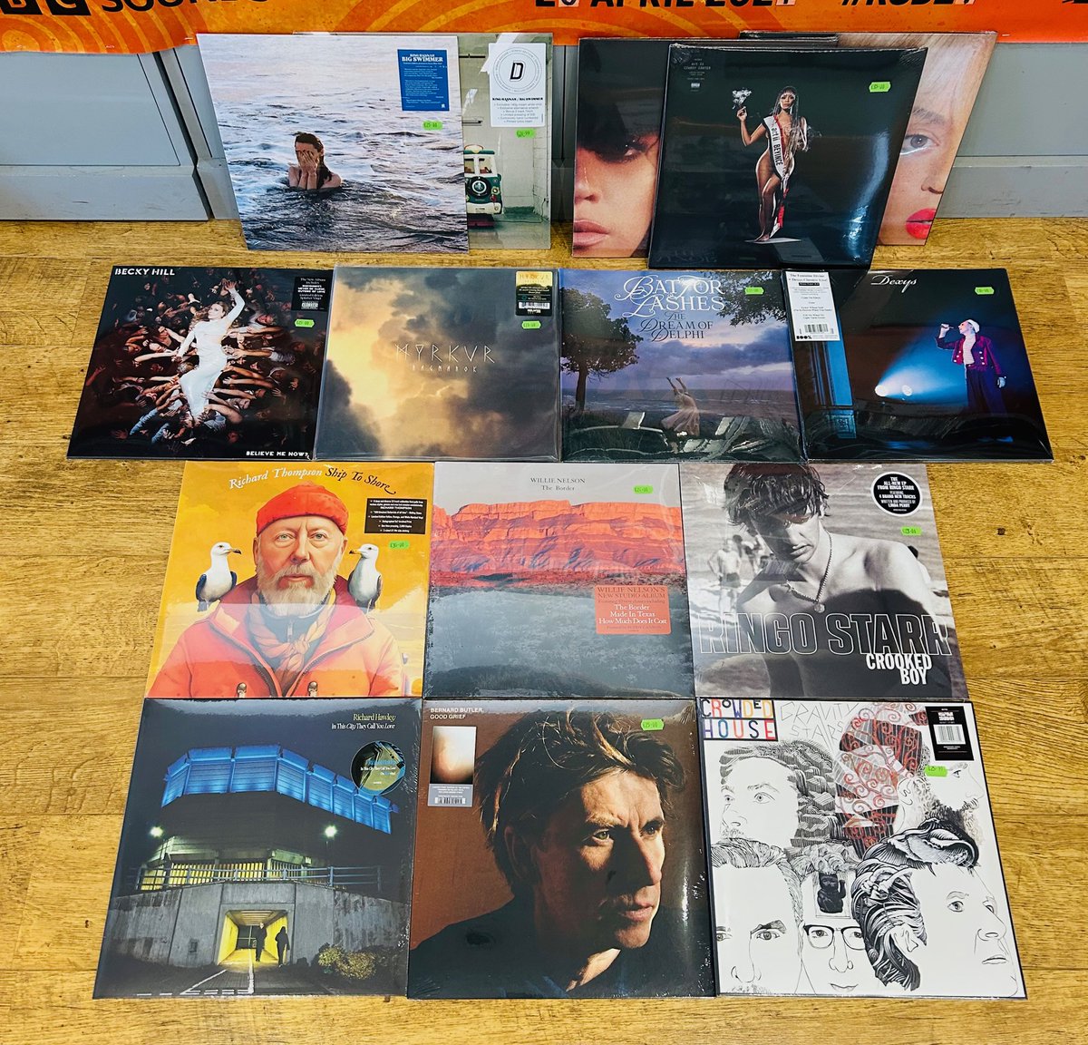 #NewMusicFriday New albums from @kinghannahmusic (@dinkededition SOLD OUT), @RthompsonMusic, @BatForLashes, @CrowdedHouseHQ, @BeckyHill, @arooj_aftab and more plus @DexysOfficial live and new @Beyonce colourways. #WaxUpdate