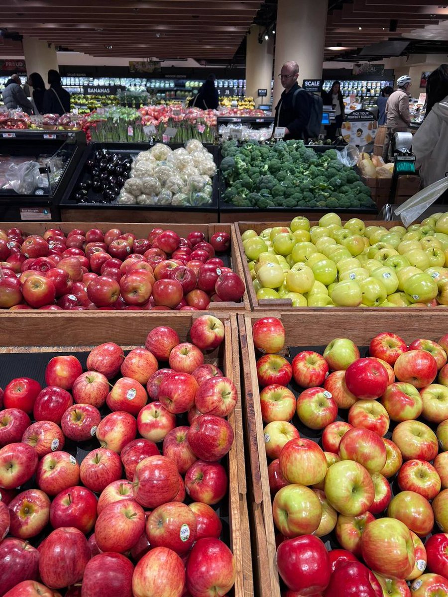 In the supermarket, I feel a wave of satisfaction. Picking fresh foods, I feel responsible and joyful, caring for my family’s needs.