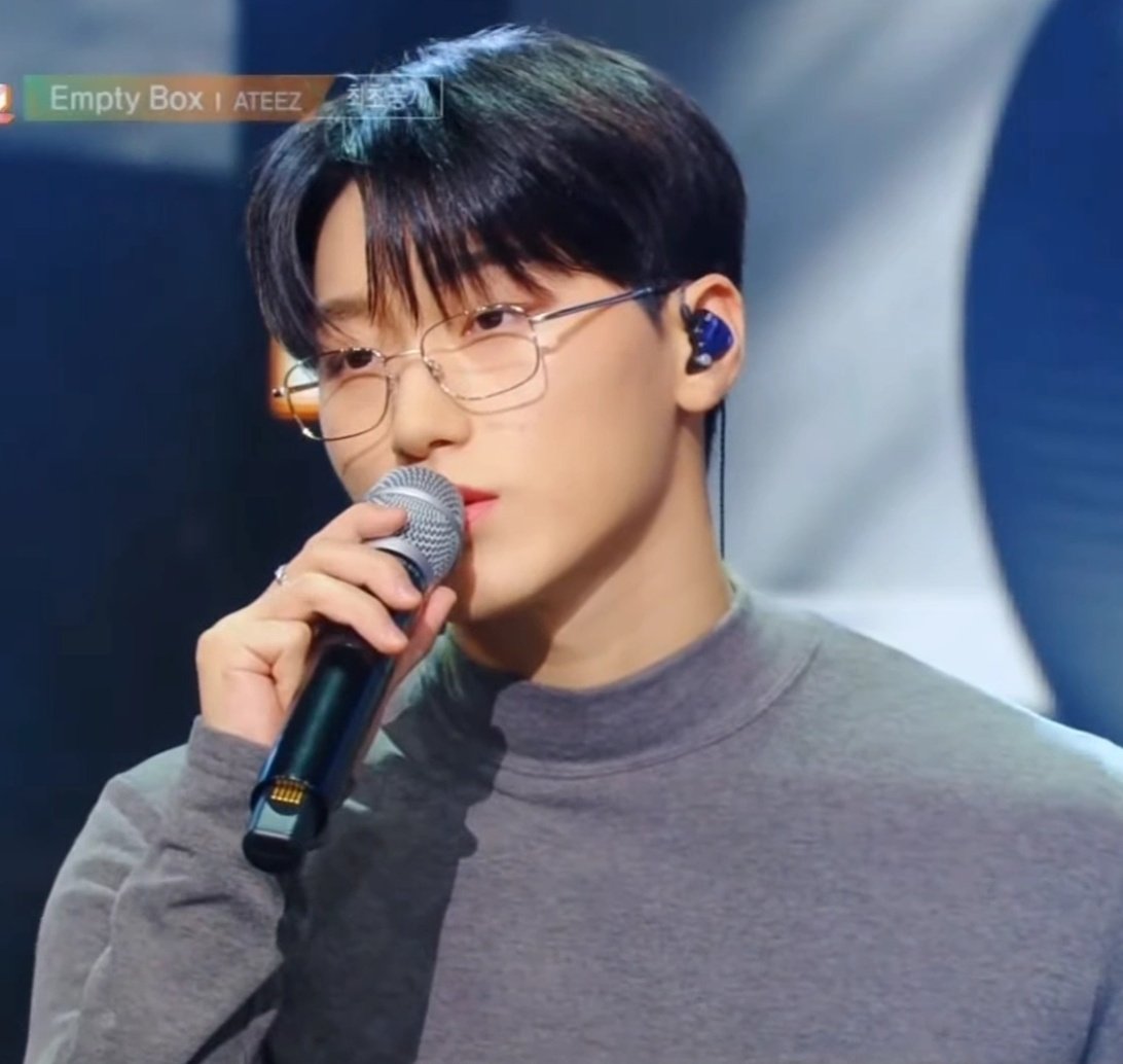 noditter's tweet image. a noite de um jeito, de dia de outro