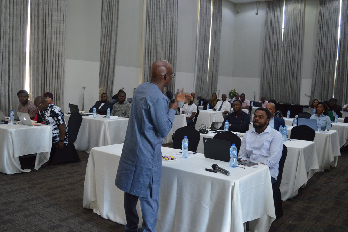 Afman_Aviation's tweet photo. Pictures from the JET FUEL Training (…from the refinery to the wings of aircraft) AFMAN conducted in May 2023. https://t.co/bG2dkPUwfE