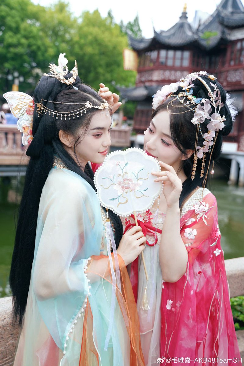 AtchK88's tweet photo. แม่นางหลิวซิ่วมิ่นกับเหมาเหมาสวยอย่างกับนางเอกหนังจีน ชอบบบบ ~ 🥰

#CherprangAreekul 
#MaoWeiJja https://t.co/ExMkd2G6Mu
