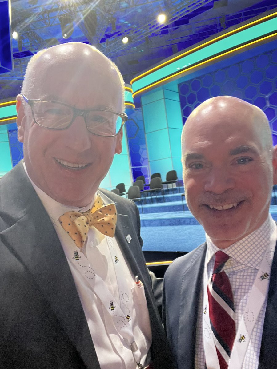 Great seeing you, <a href="/PeterSokolowski/">Peter Sokolowski</a> again! Don’t you love funky Bee light?! We’ll run next year. #spellingbee