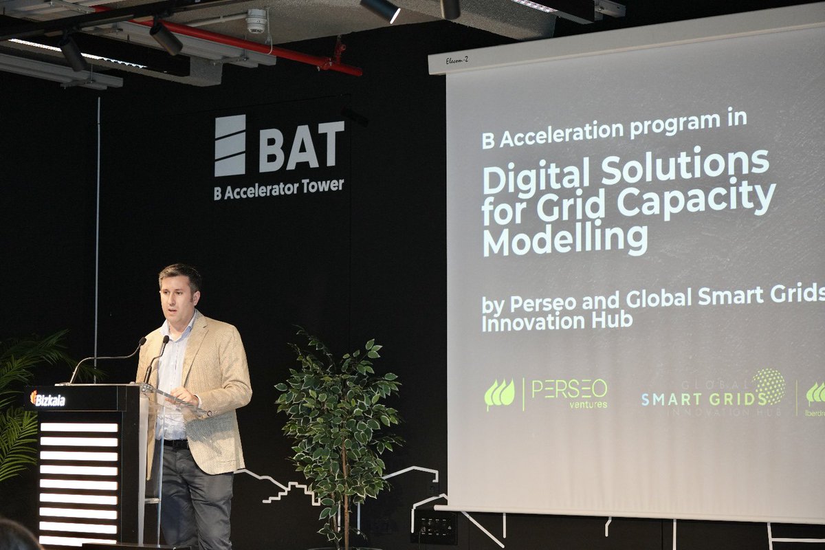 BAT_Tower's tweet photo. Estamos inmensamente agradecidos con #Iberdrola por haber compartido con toda nuestra comunidad su visión del futuro y su compromiso con la innovación durante el #BATtalk que celebramos el pasado 30 de mayo en el auditorio de BAT B Accelerator Tower. https://t.co/E2ZScz3UXn