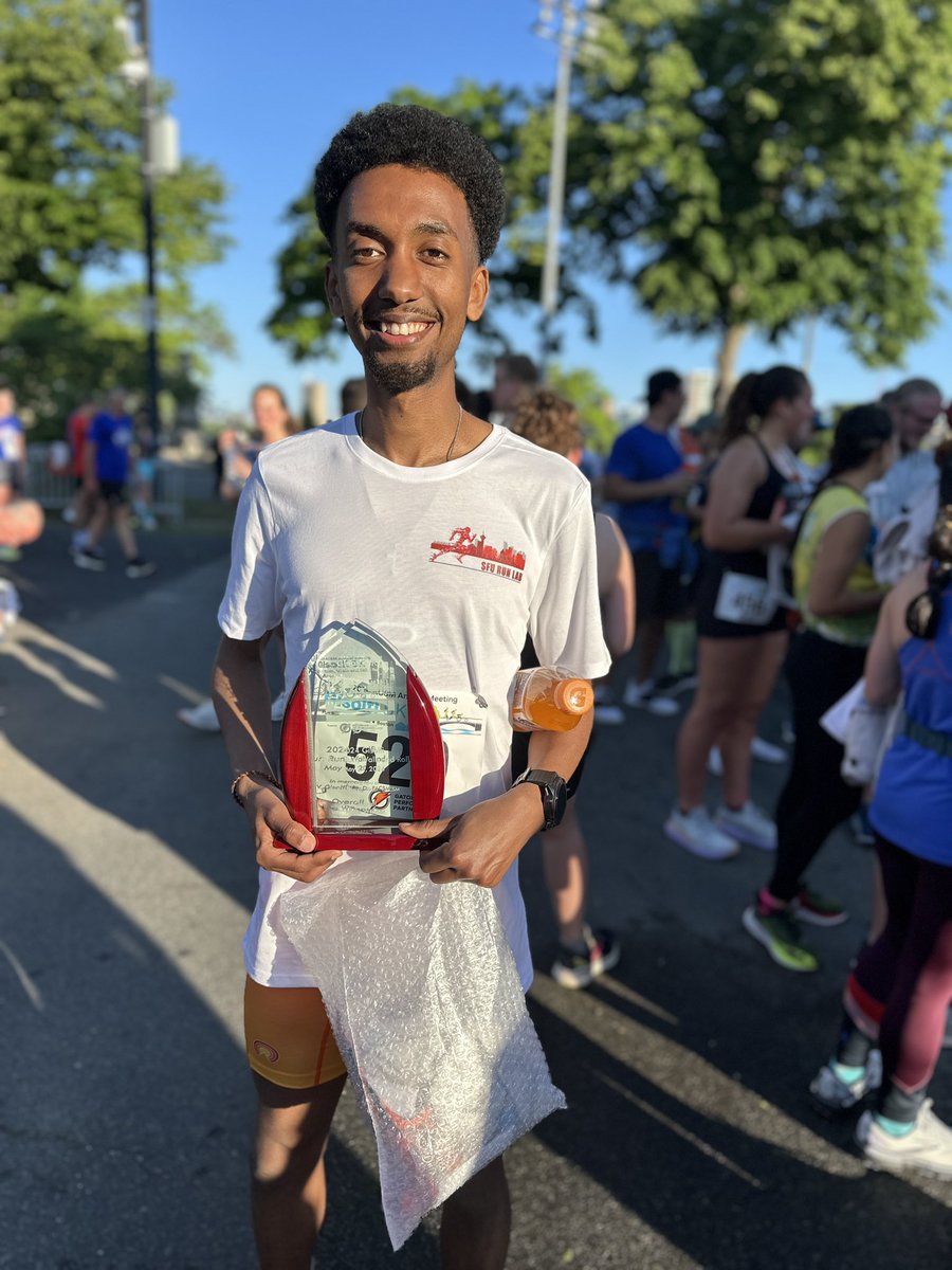 SFU Run Lab tweet media