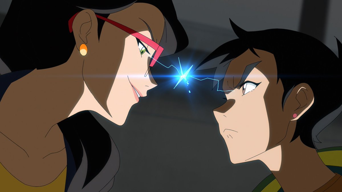 JuegoDeTeorias's tweet photo. 🚨 ATENCIÓN 🚨
Nuevas imágenes del episodio 2x03 de #MyAdventuresWithSuperman
Primer vistazo a John Henry Irons #Steel
Y un villano que podría ser #Solaris
Vuelve #VickyVale el interés amoroso de #Batman https://t.co/bHrjhLPFbw