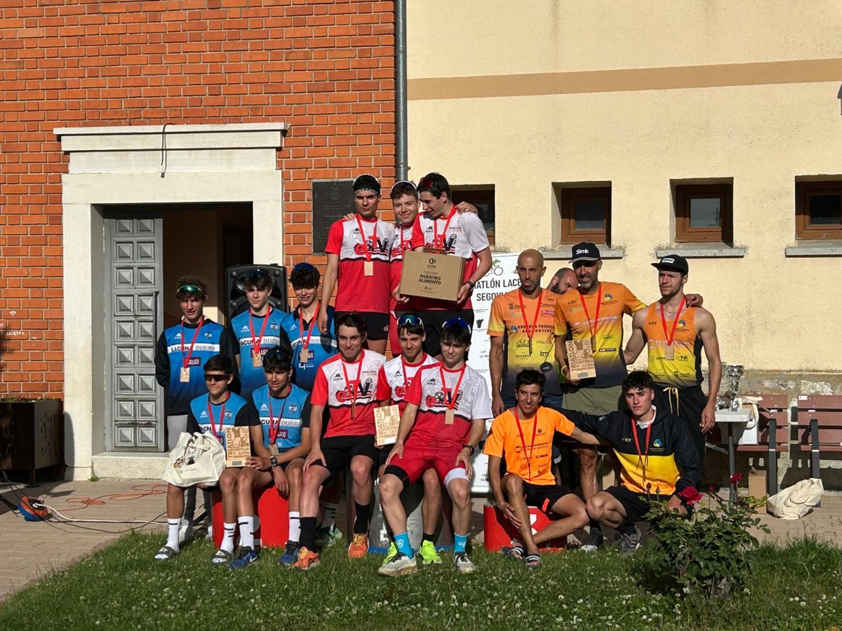 👏🏻 Enhorabuena al equipo femenino del @TriatlonLacerta y al masculino del @E_triatlonVa, que se han proclamado campeones 🏆 en sus respectivas categorías del Triatlón por Equipos de Juarros de Voltoya, en Segovia 🏃🏻‍♀️ 🚴🏼‍♂️ 🏊🏻‍♂️ Vía @fedetriatloncyl