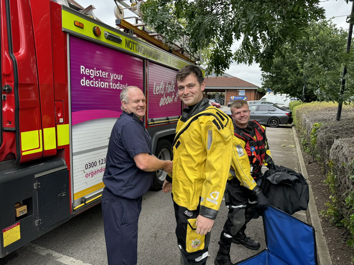 The team are out supporting our #OnCallTeams and are just returning from a water rescue incident. An 80 year old male fell from a boat in to the water and was rescued by a passerby. #PuttingOurCommunitiesFirst