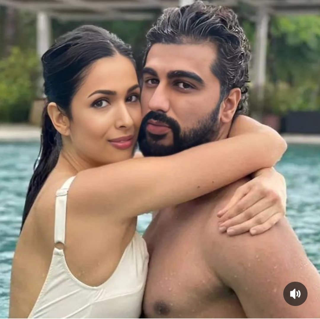 rakeshdausawala's tweet photo. Two Beauty Queen👑❤️ who is your favourite 😍🔥
Like :- #SamanthaRuthPrabhu
Rt :- #MalaikaArora

#JanhviKapoor #ArjunKapoor #ExitPoll #CleanGangaDecade https://t.co/IvvXnIdBuP