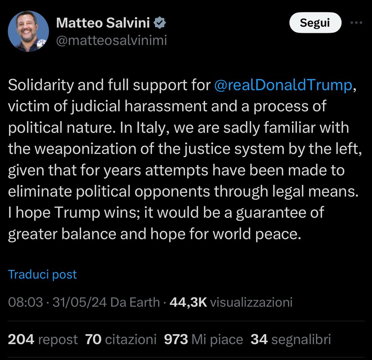 #Salvini, vice presidente del consiglio di uno stato, che attacca la giustizia di un altro stato e difende #Trump, un delinquente condannato dopo giusto processo. Siamo fuori completamente