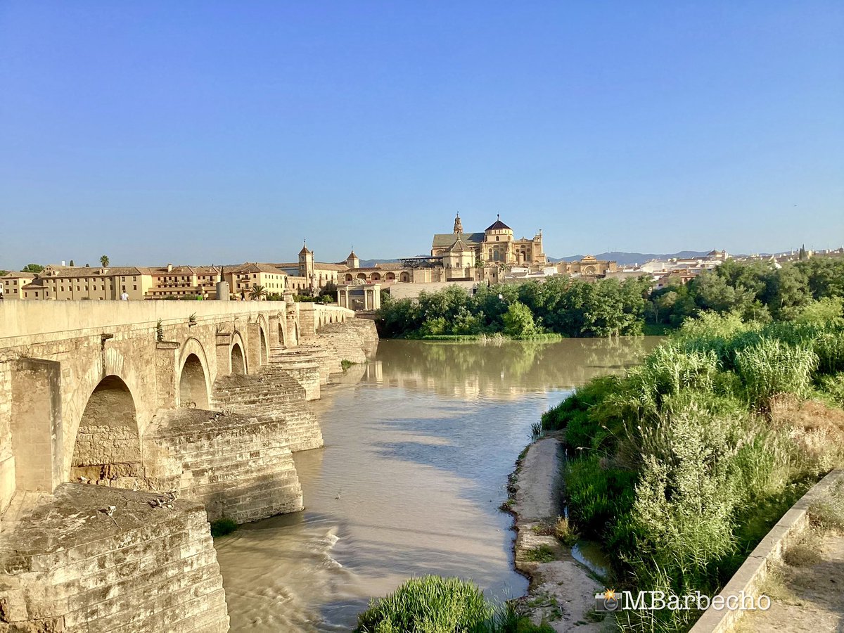 Despedimos Mayo en Córdoba llegando a los 40° 🥵 ☀️ @tiempobrasero @Tiempo_Mercedes @InfoMeteoTuit @MeteoredES @TiempoEnEspana @ElTiempo_tve @laSextaTV @lasextameteo @ame_asociacion @RAM_meteo @CordobaESP @VerCordoba @MencantaCordoba @andaluciaparais @Destino_AND